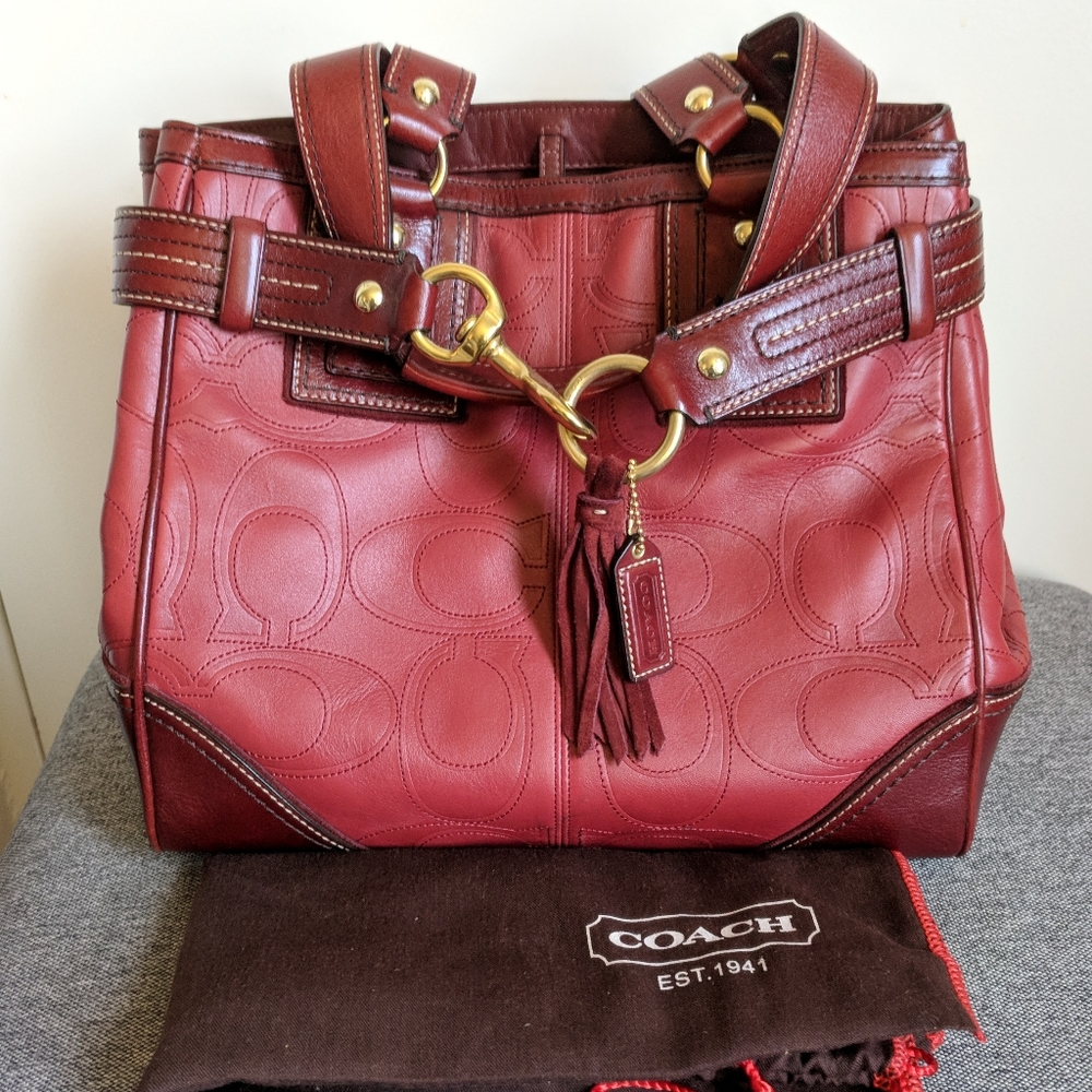 🆕 Coach Hampton Burgundy Perforated Leather Tote
